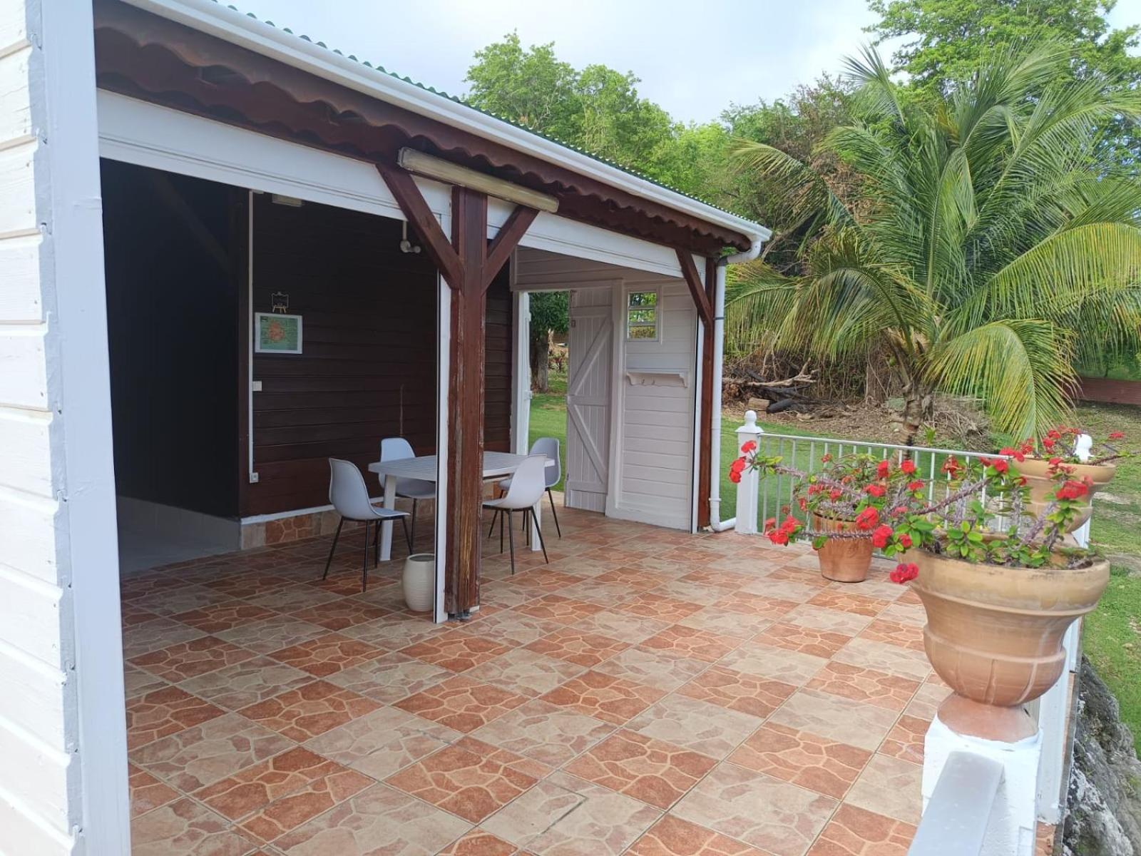 L'Aseta Paradise Grand-Bourg  Zewnętrze zdjęcie